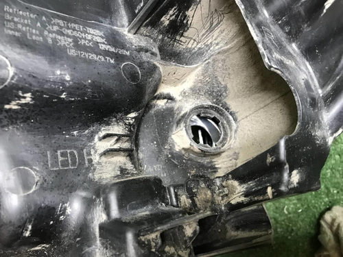 Фара правая Toyota Land Cruiser 200 (2015-2021) LED