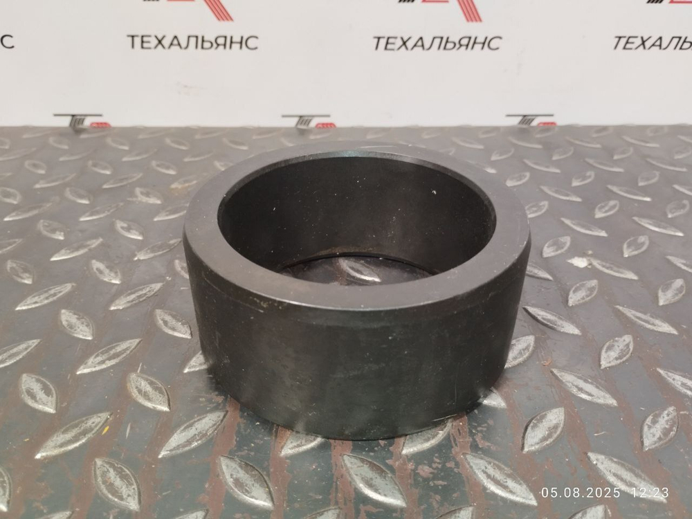 Втулка 4T-9751