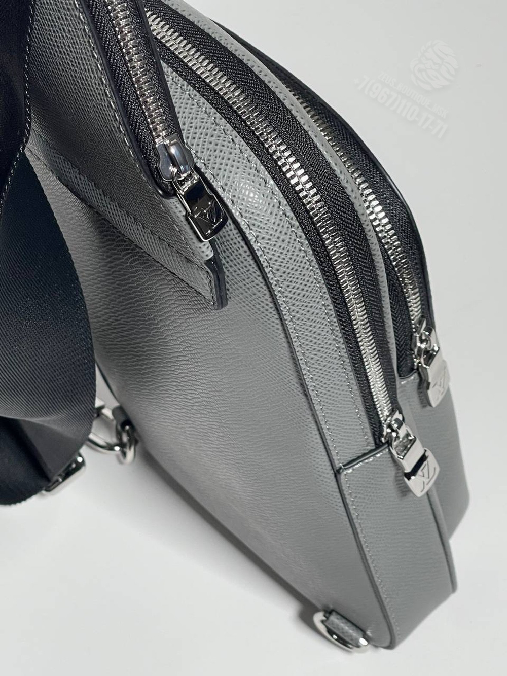 Нагрудная сумка-слинг Louis Vuitton Avenue