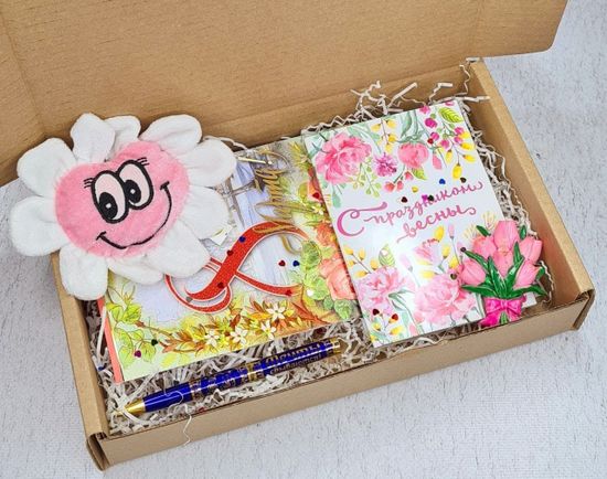 Набор в подарок на 8 марта Весна (магнит в подарок)