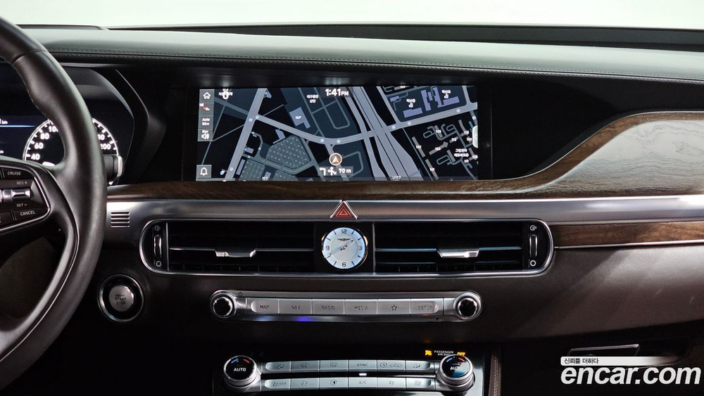 Genesis G90 5.0 AWD (07.2020)