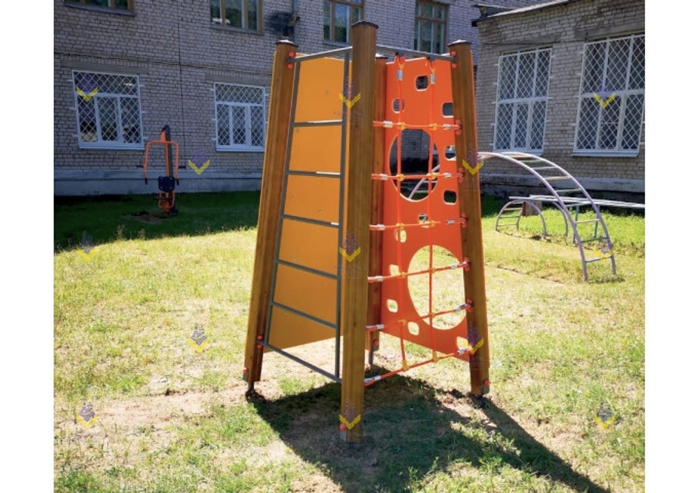 Стенка для перелезания