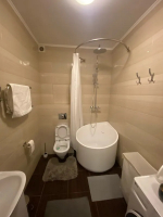 Акриловая ванна ABBER AB9305 белая