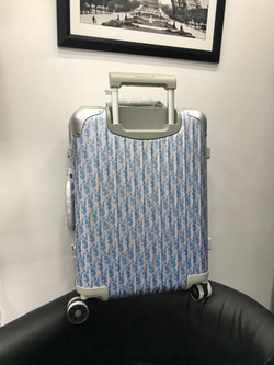 Чемодан Rimowa