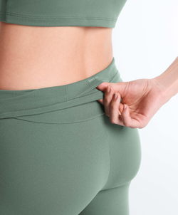 OYSHO Легинсы Comfortlux длиной до щиколотки с высокой посадкой, темно-зеленый