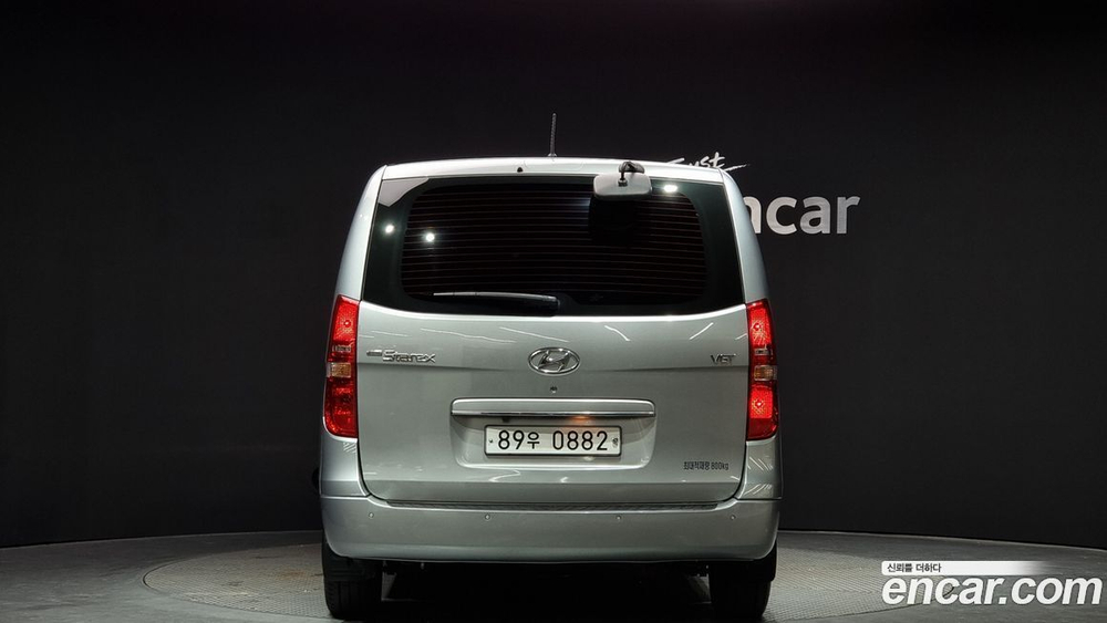 Hyundai The New Grand Starex Van 3-х местный (12.2019)