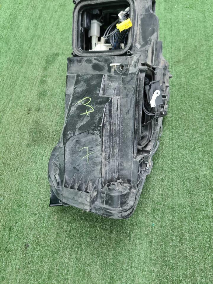 Фара правая Mercedes GLE V167 18-24 Multibeam LED