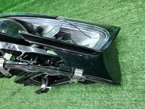 Фара правая Mercedes GLE V167 18-24 Multibeam LED
