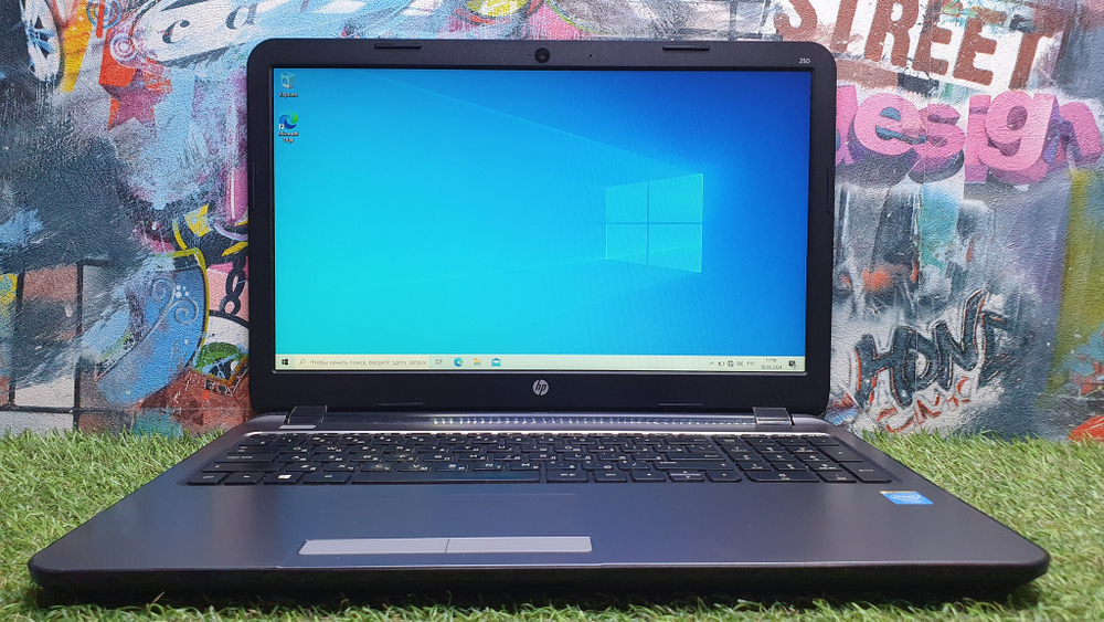 Ноутбук HP Celeron/4Gb