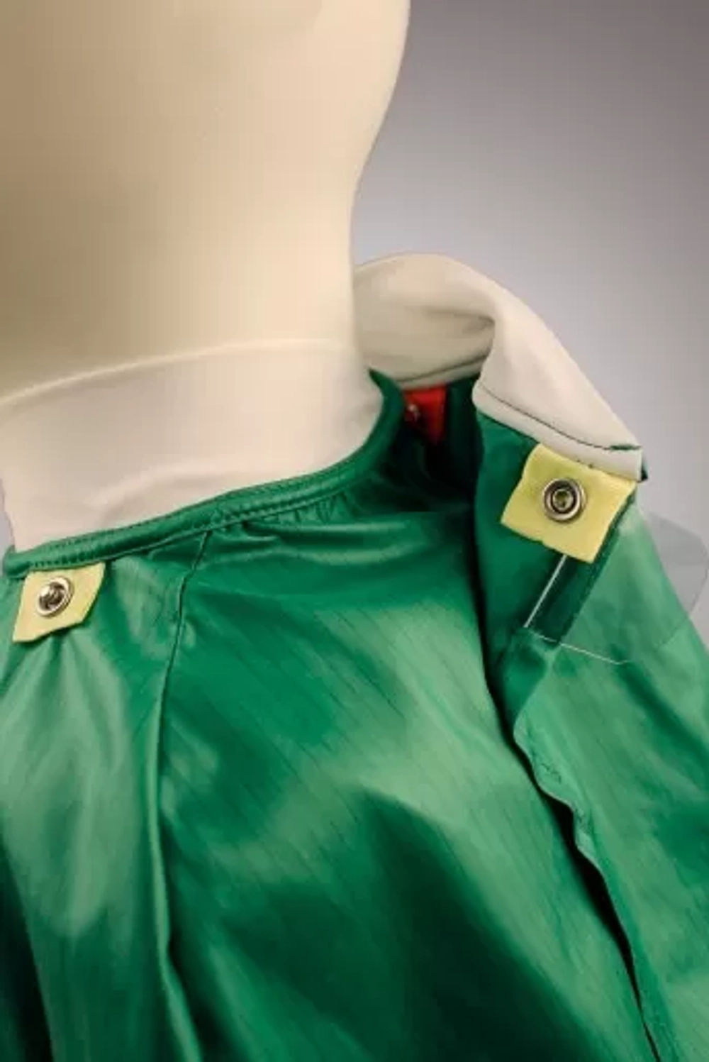 Комплект противочумный тип III (халат на завязках, бахилы с защитой от промокания, шапочка) 1 шт