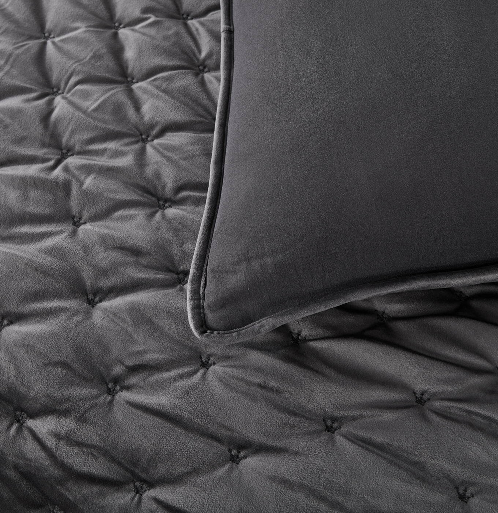 Покрывало 160x220 Sofi De MarkO Лея антрацитовое