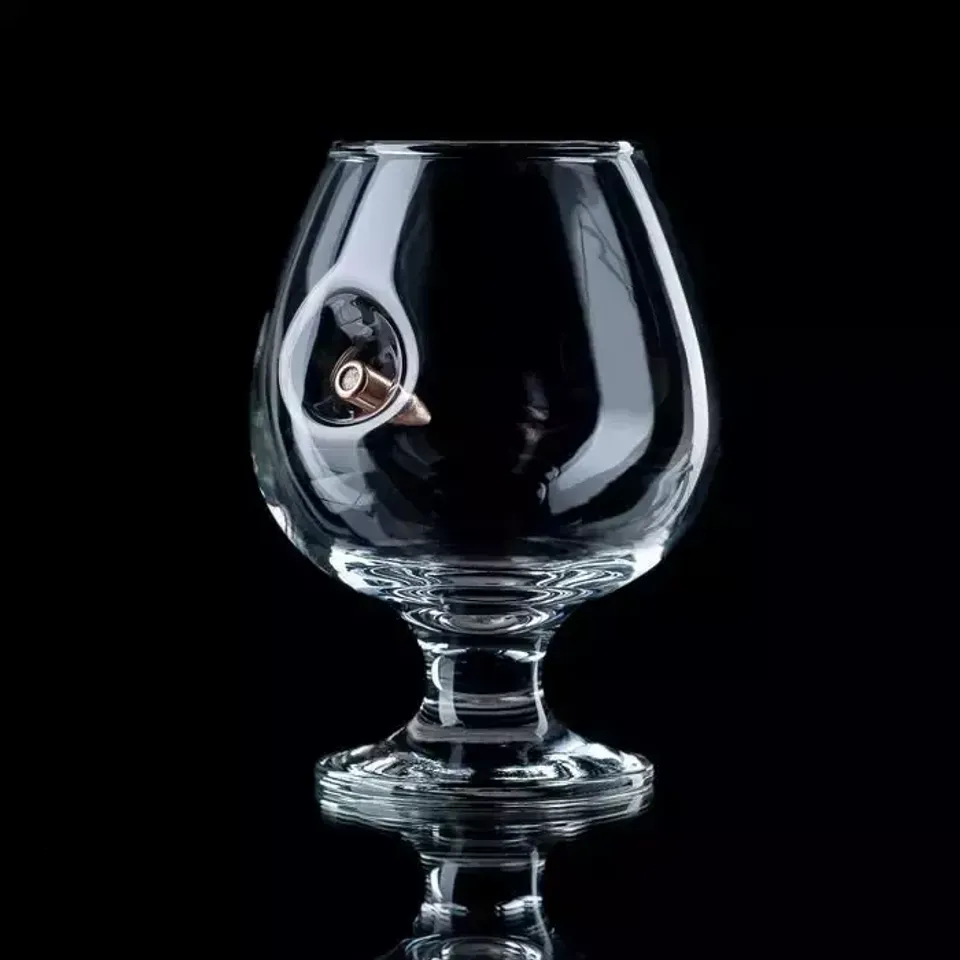 Бокал для коньяка Непробиваемый с пулей в коробке