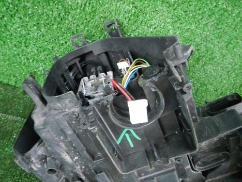 Фара левая Audi Q3 (2011-2014) ксенон