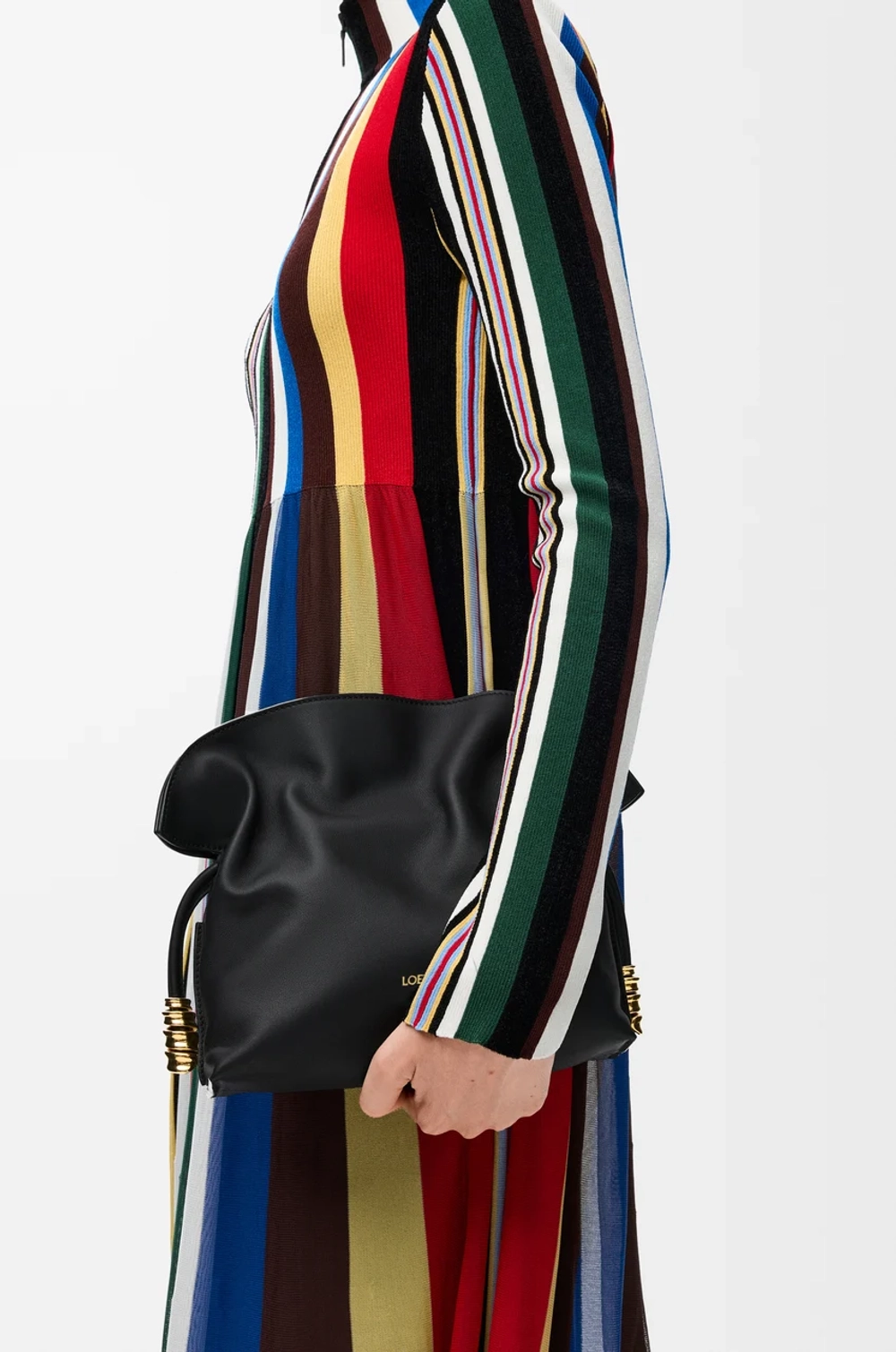 Loewe Мини-клатч Coil Flamenco из телячьей кожи наппа, черный