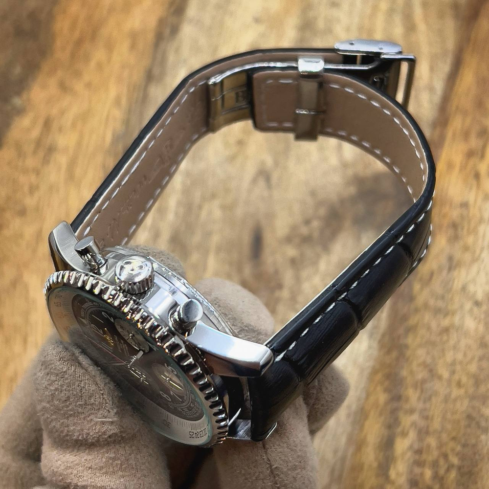 Часы Breitling