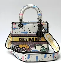 Женская сумка Dior Lady D-lite, модель среднего формата белый