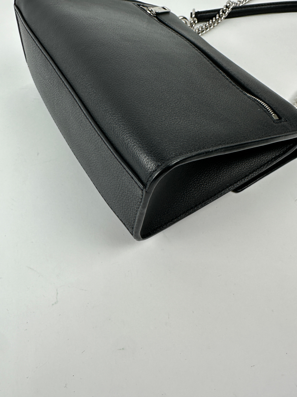 Сумка Louis Vuitton MyLockMe Chain Pochette Black