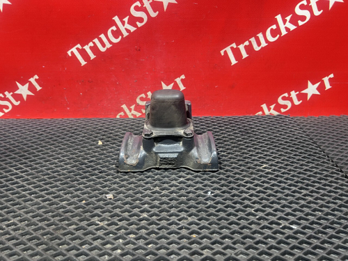 Отбойник рессоры передней 2021г