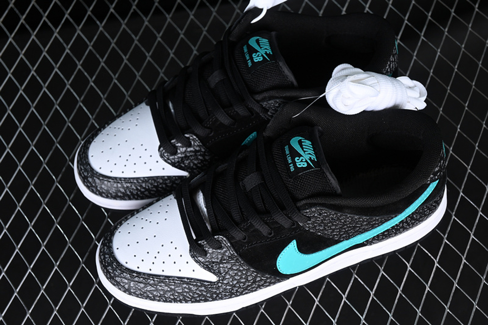 Nike elephant atmos online