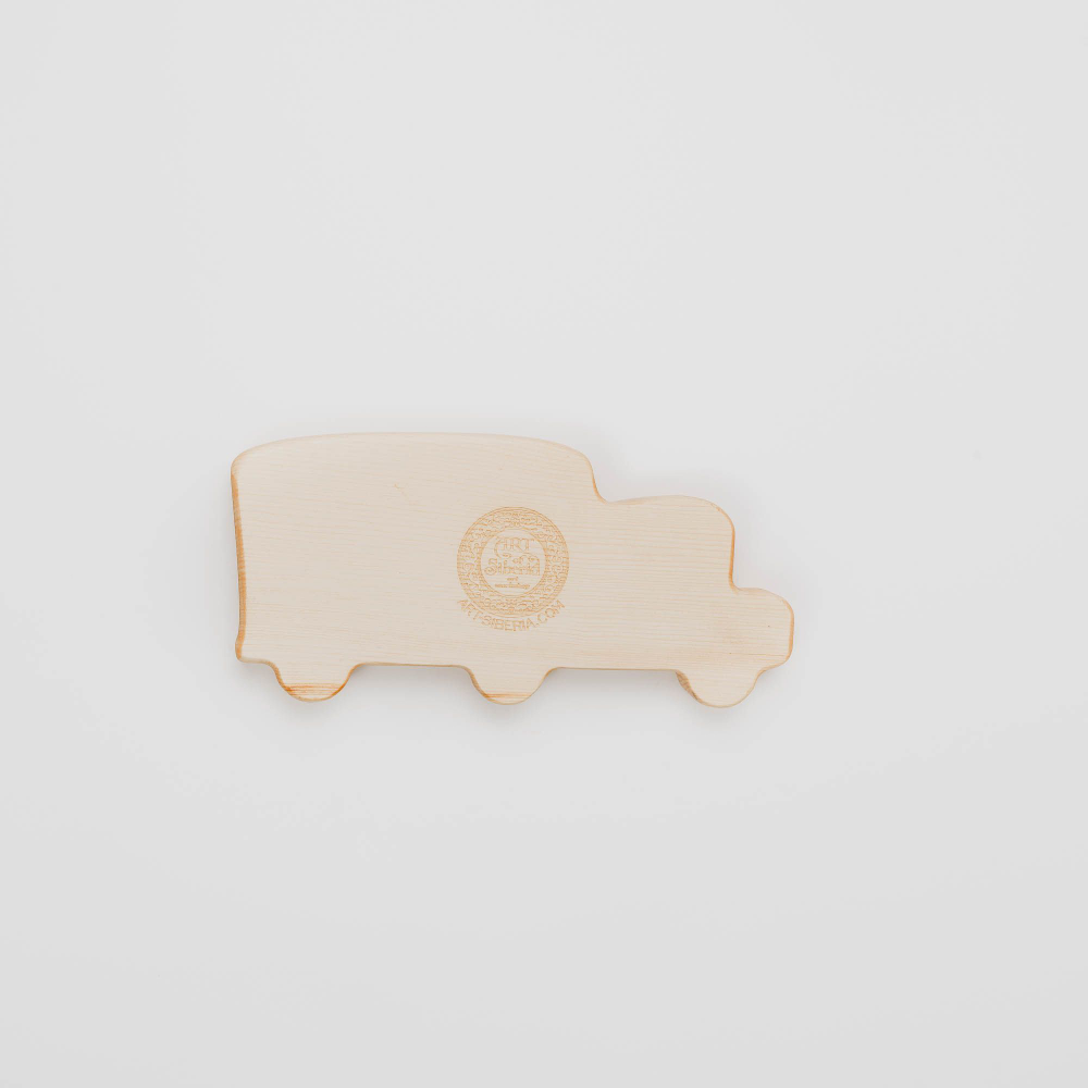 Деревянная менажница "Грузовик" из кедра