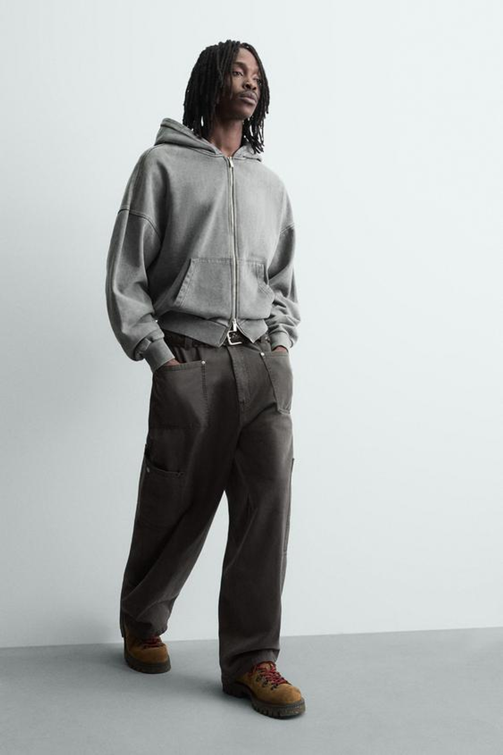 ZARA БРЮКИ С КАРМАНАМИ, ТЕМНО-СЕРЫЙ