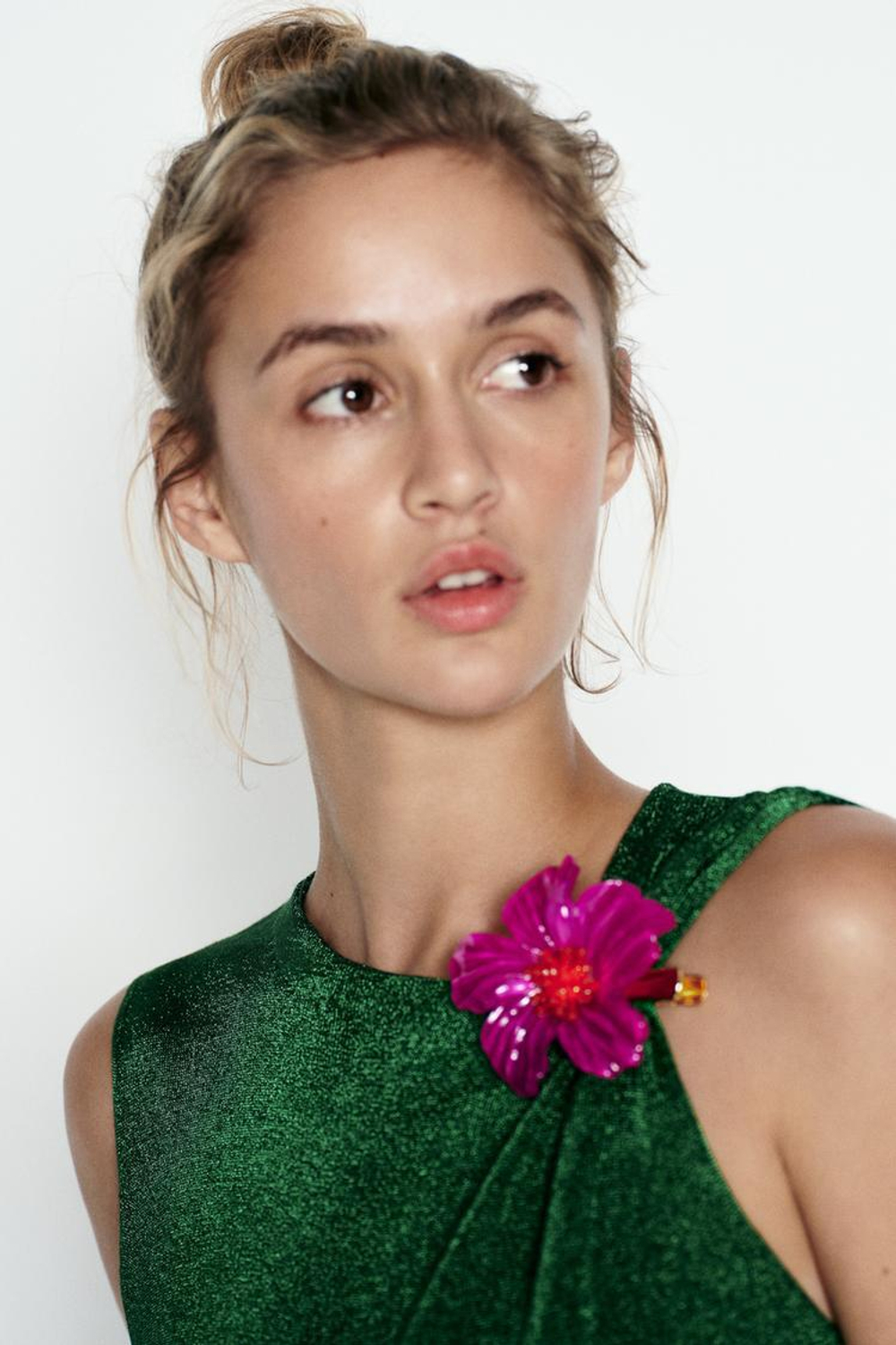 ZARA ОДНОТОННЫЙ ТРИКОТАЖНЫЙ ТОП С БЛЕСТЯЩЕЙ НИТЬЮ, ЗЕЛЕНЫЙ