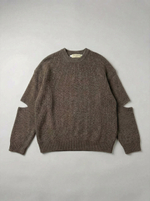 Джемпер с прорезями на рукавах