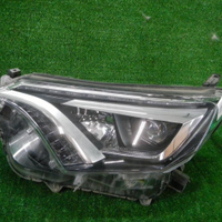 Фара левая Toyota Rav 4 CA40 (2015-2019) LED