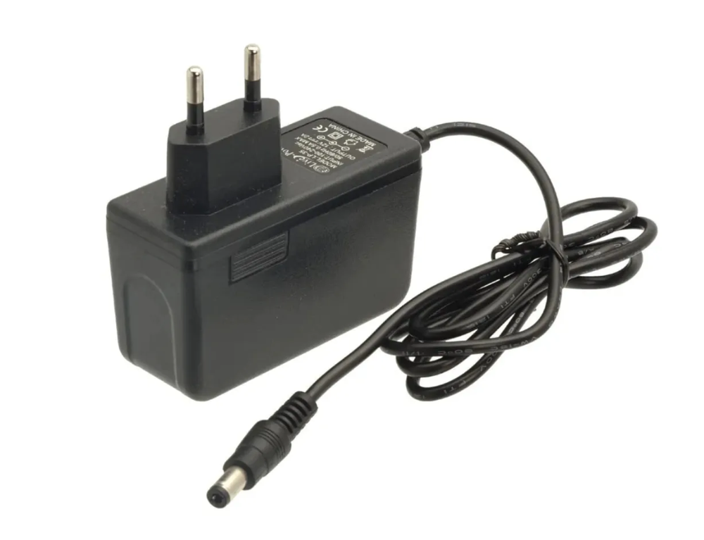 Адаптер Live Power LP-35 (12v/2A) штекер 5,5мм,
