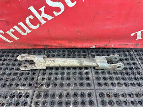 Стойка стабилизатора задняя левая 2023г