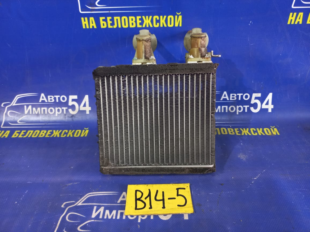Радиатор печки NISSAN RASHEEN 1995
