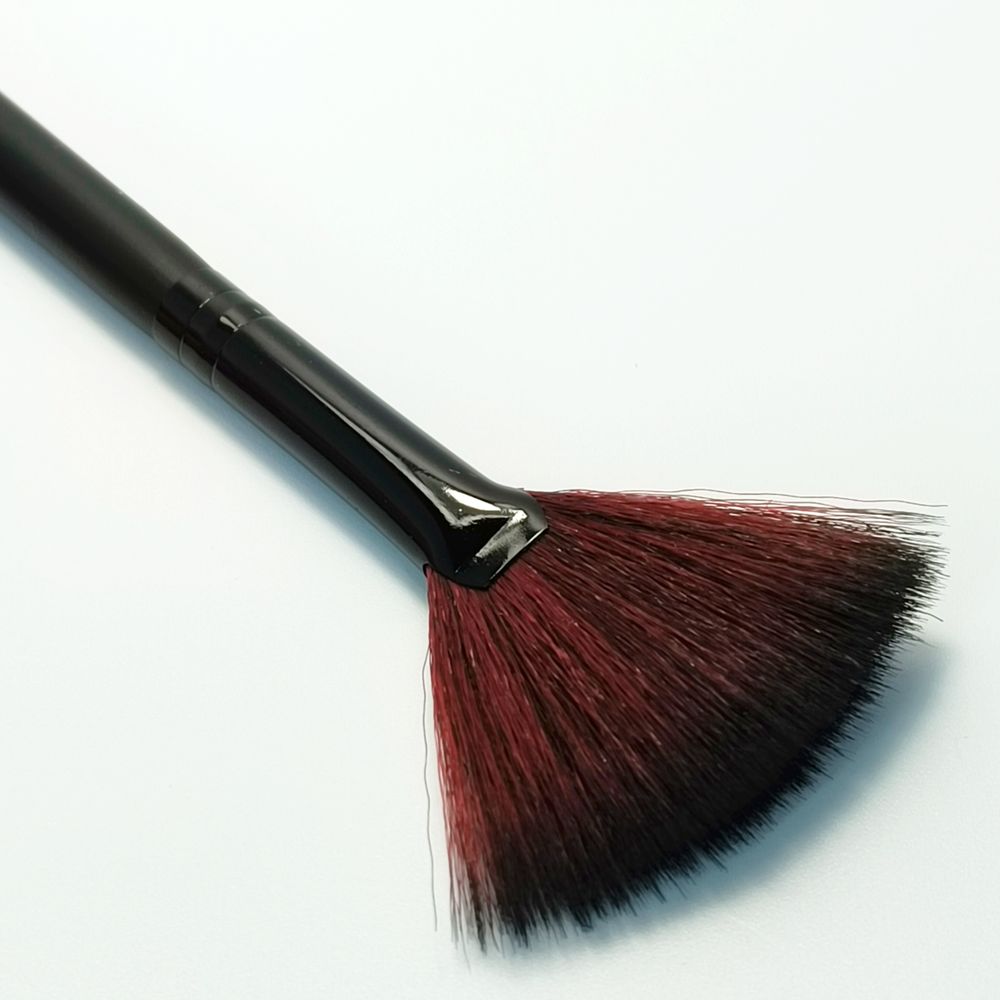 Кисть смётка чёрная Универсальная нейлон 17 см.