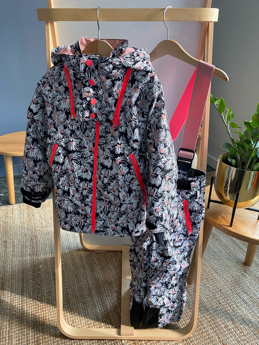 Горнолыжный костюм Stella McCartney, 110