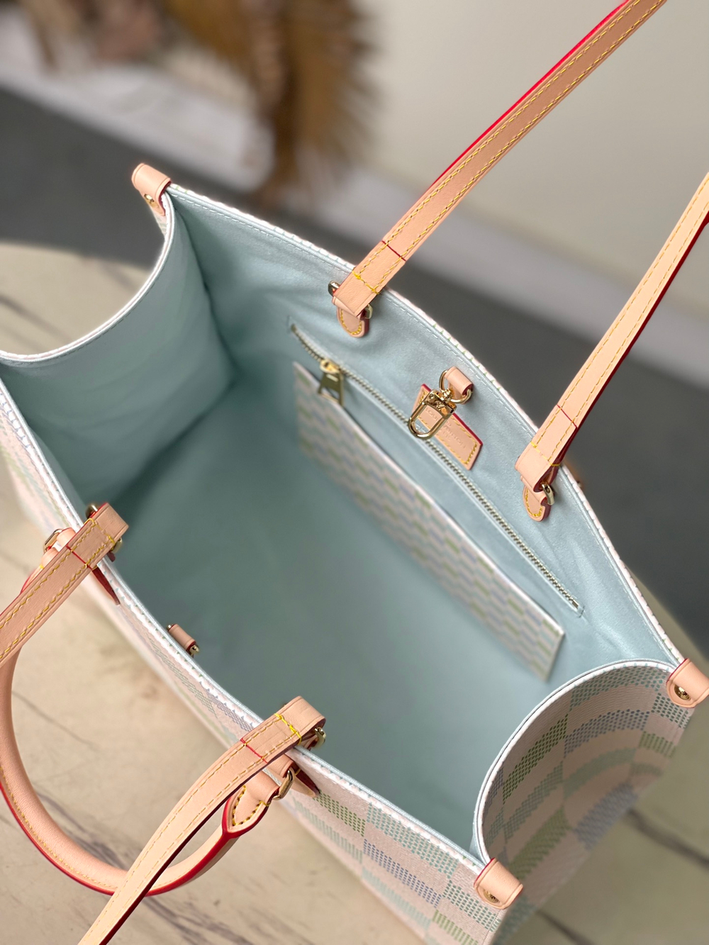 Louis Vuitton Onthego MM