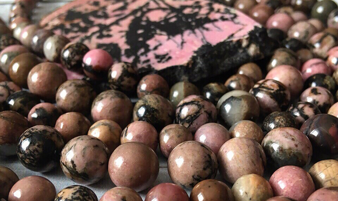 Самая распространенная подделка родонита