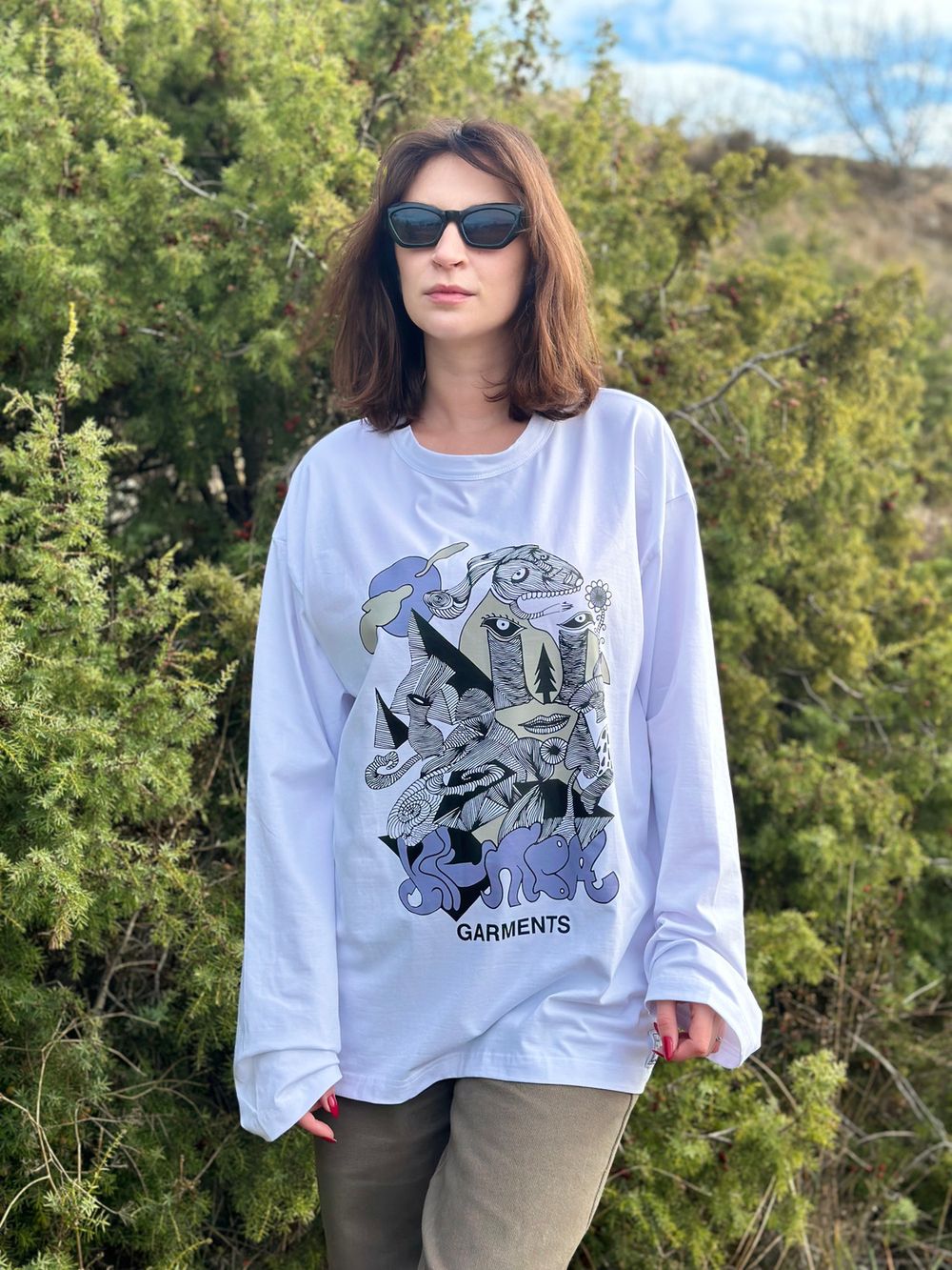 Лонгслив Klumba The Spirit of Nature белый с сиренево-серым рисунком