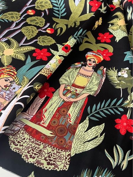 ФРИДА В САДУ на черном 97 % хлопок, 3% спандекс. 4