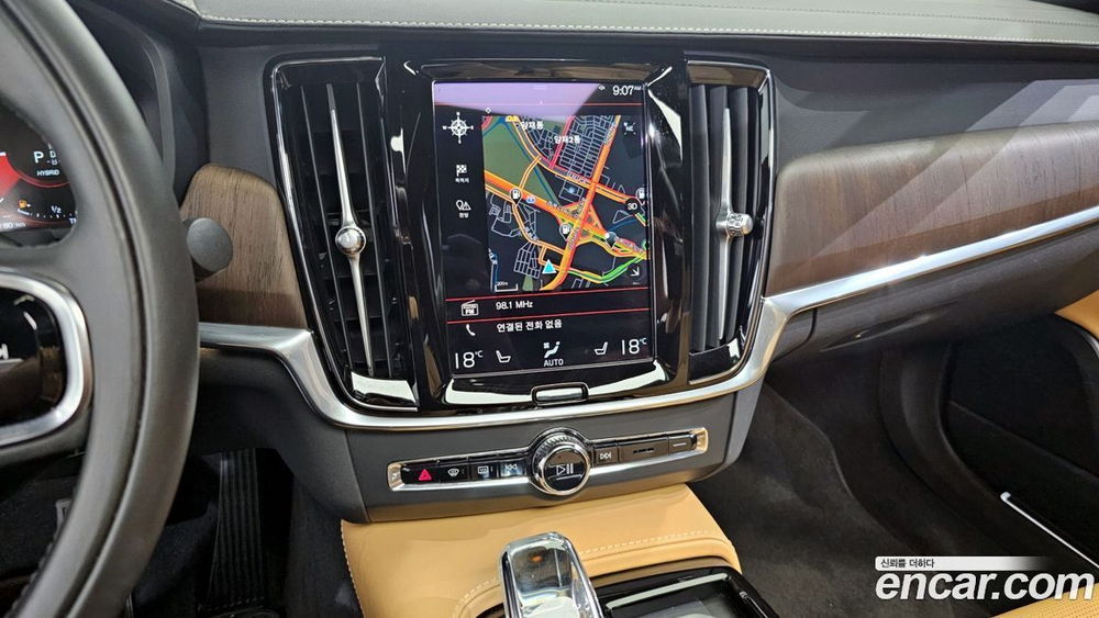 Volvo S90 T8 AWD Inscription (01.2021)