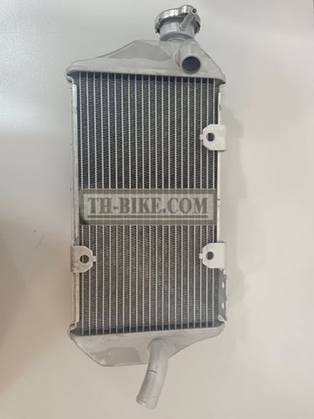 19010-K1T-T01. RADIATOR COMP. (T.RAD). Radiator Honda CRF300L / Rally300 2021, 2022-Up OEM.