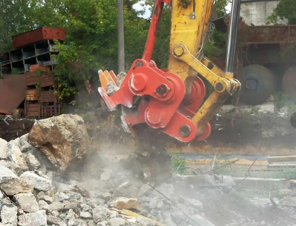 Крашер первичного сноса на Экскаватор Liebherr