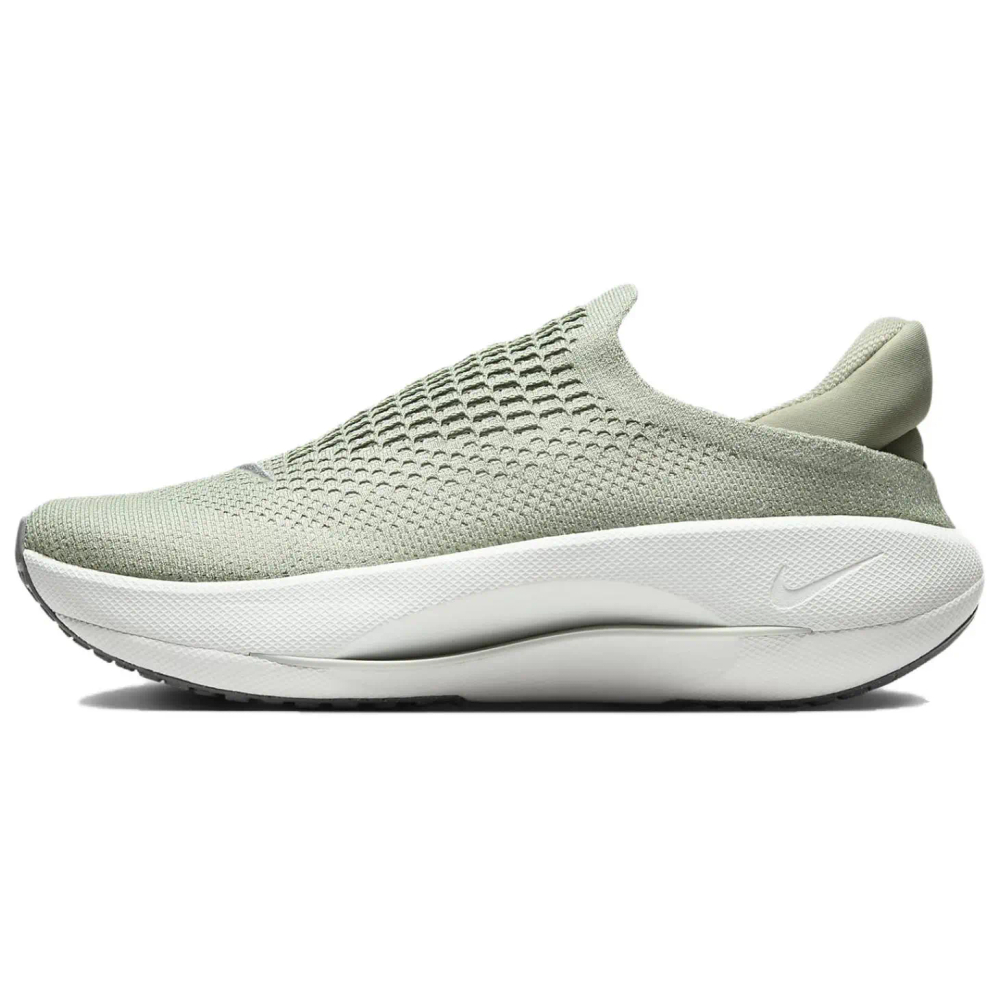 Nike Reina Easyon Jade