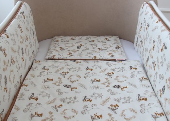 Мягкие бортики для кроватки KIDI soft "Зайчики с грибами" (мокко, сатин)