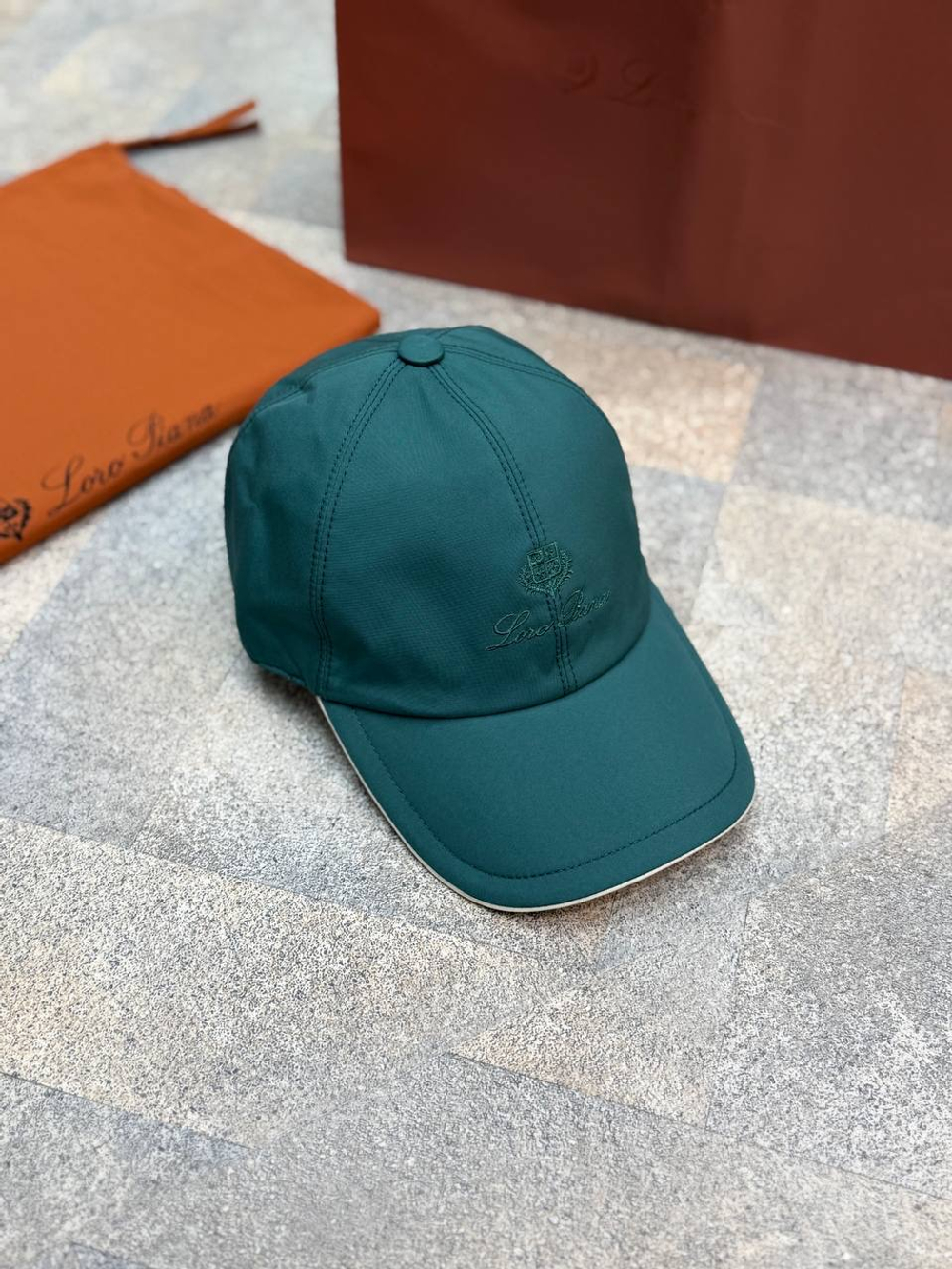 Бейсболка Loro Piana