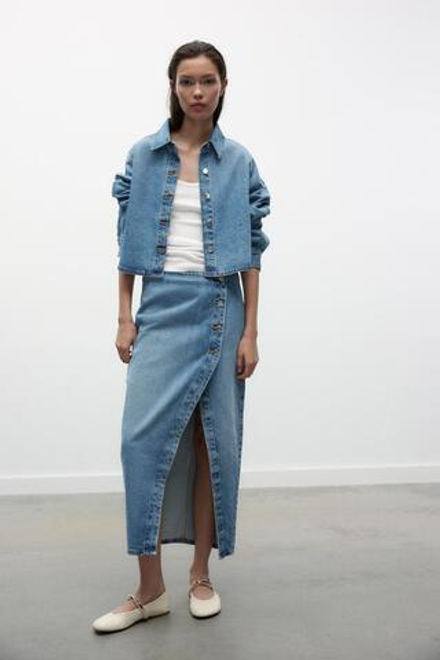ZARA УКОРОЧЕННАЯ ДЖИНСОВАЯ РУБАШКА Z1975 ОВЕРСАЙЗ, ВЫЦВЕТШИЙ СИНИЙ