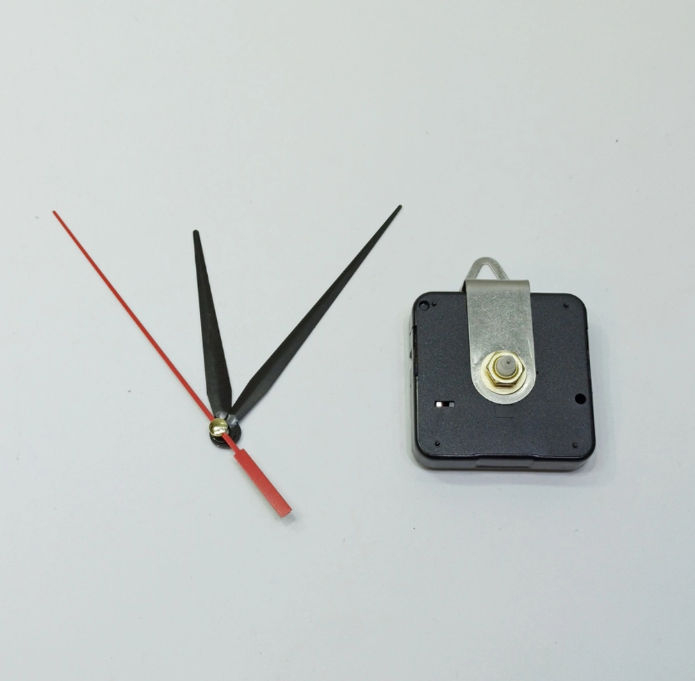Часовой механизм, шток 12 мм, со стрелками №02 (1уп = 5шт)