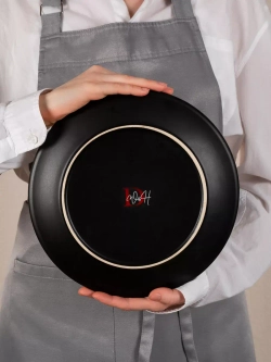 Набор посуды 2 тарелки плоские черные фарфор 26 см