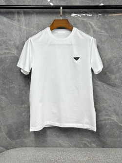 Футболка Prada