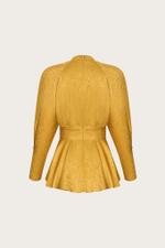 БЛУЗА ИЗ ГОРЧИЧНОГО ШЕЛКОВОГО ЖАККАРДА
