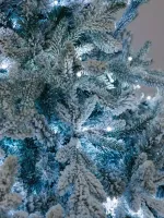 Заснеженная ель с гирляндой «Россо» холодный свет (Литая+пвх) 120 см / 1,2 м