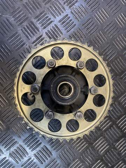 Ступица заднего колеса Yamaha FZ1 Fazer RN17